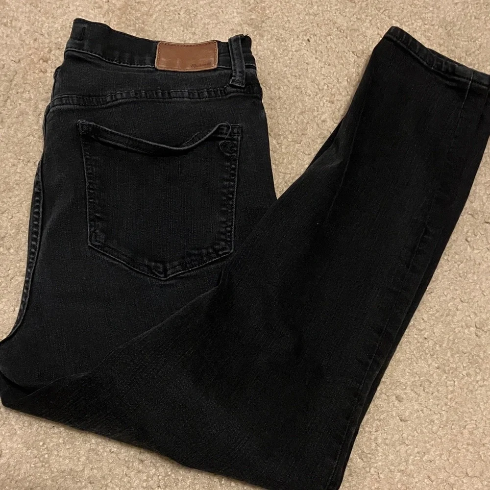 Madewell Charcoal Skinny Jeans for Women - Picture 8 of 11